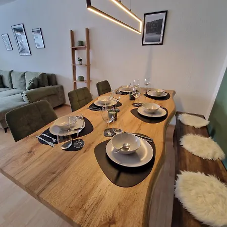 Grosse Terrasse, Netflix, 5Min Zum Skilift, 6 Personen, Waldnah, Schonach im Schwarzwald Buitenkant foto